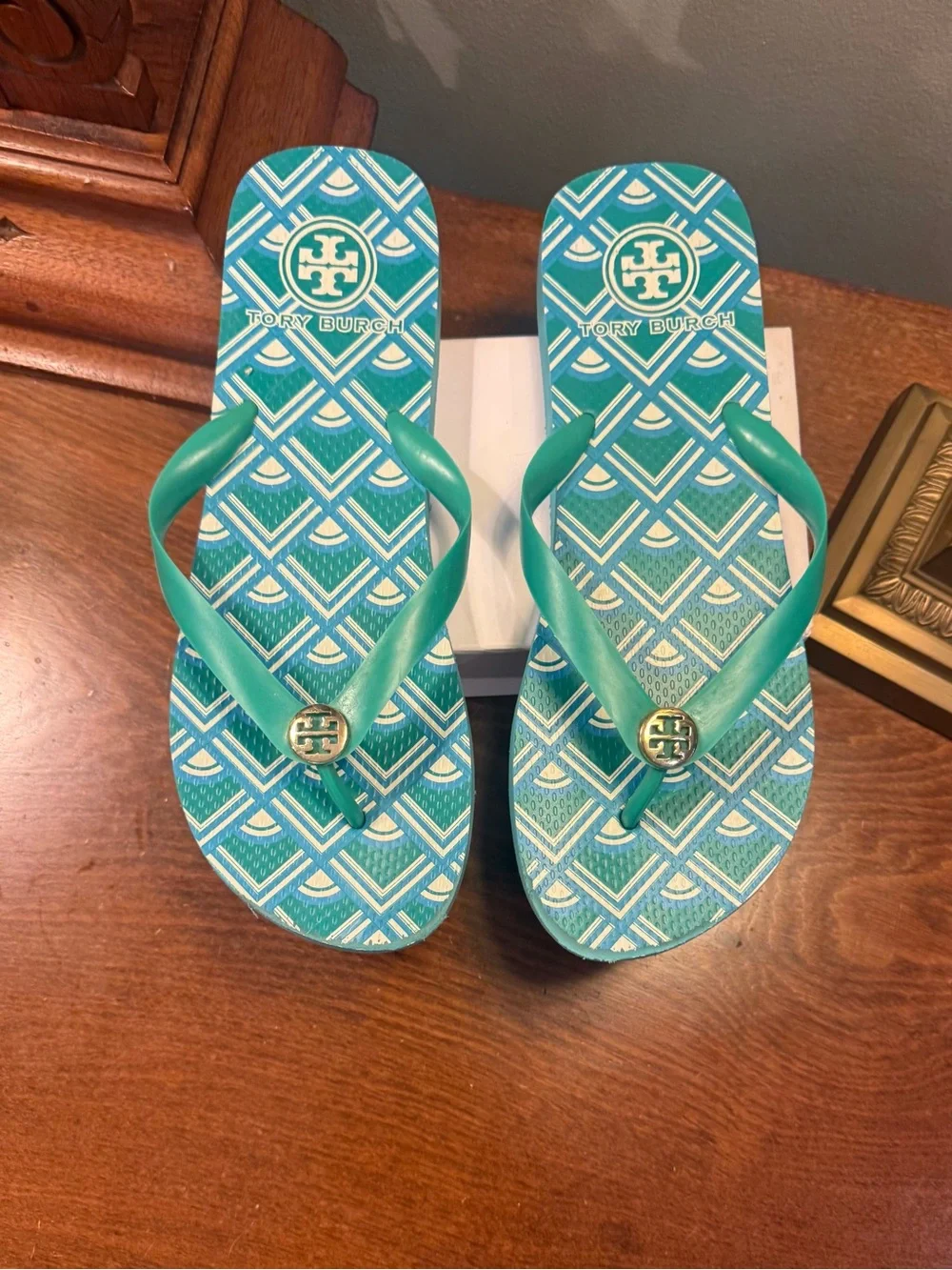 Tory Burch Teal Blue White Patterned Logo Flip Flop Thong Sandals Size 11